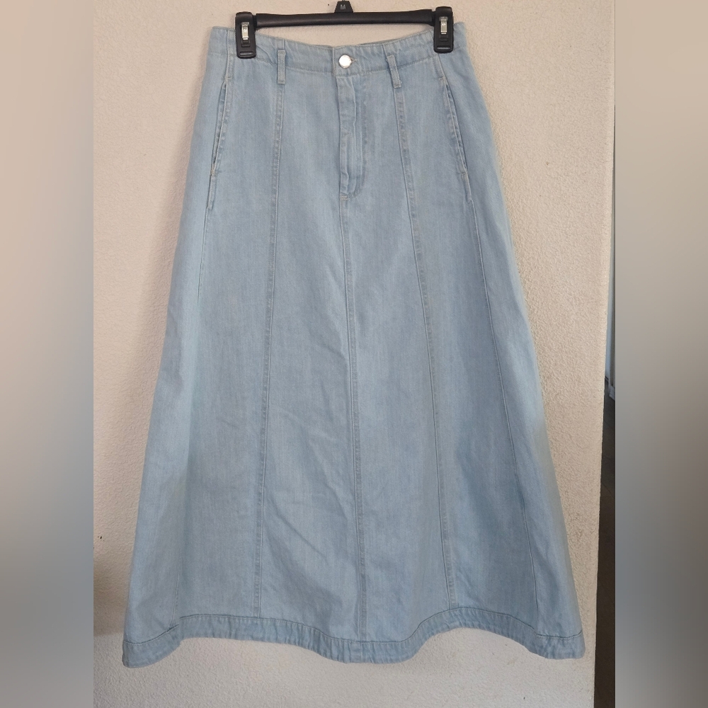Light Wash Denim Maxi Skirt - Women's Casual A-Line - Picture 3 of 8
